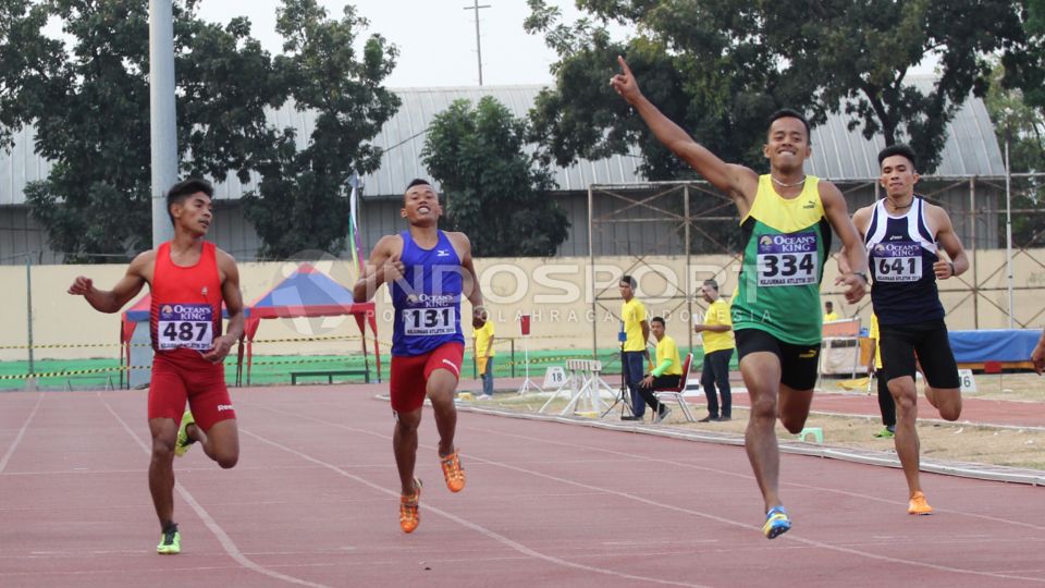 Pelari Jawa Timur, Yudi Dwi Nugroho, berhasil menang pada nomor 200 meter Putra di Kejuaraan Nasional Atletik 2015 di Stadion Rawamangun, Rabu (02/09/15). Copyright: © Herry Ibrahim/INDOSPORT